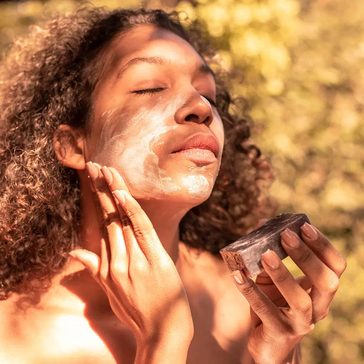 Antioxidans Acai Seife in verwendung